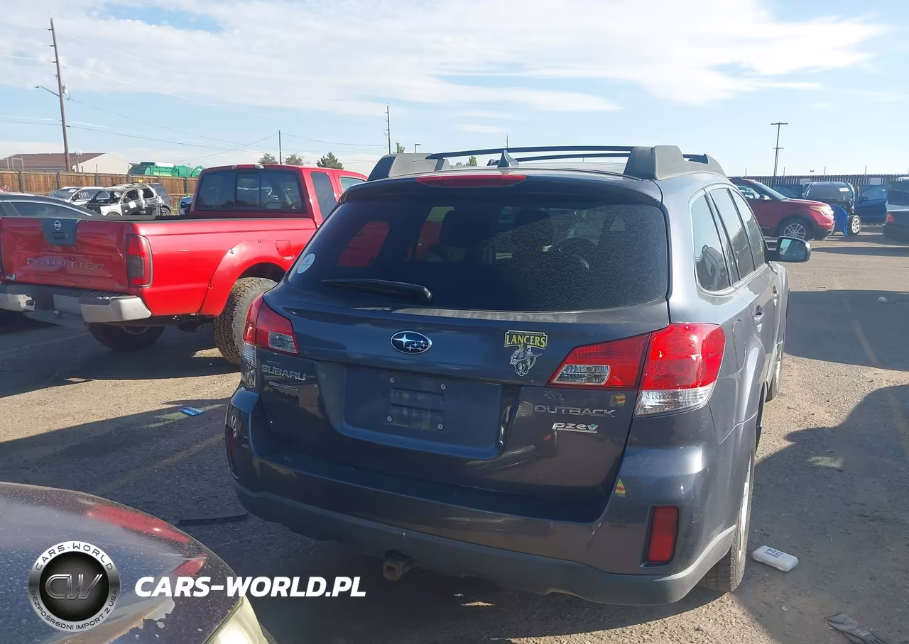 2014 Subaru Outback 2.5I Premium VIN:4S4BRBDC4E3237607 - 16