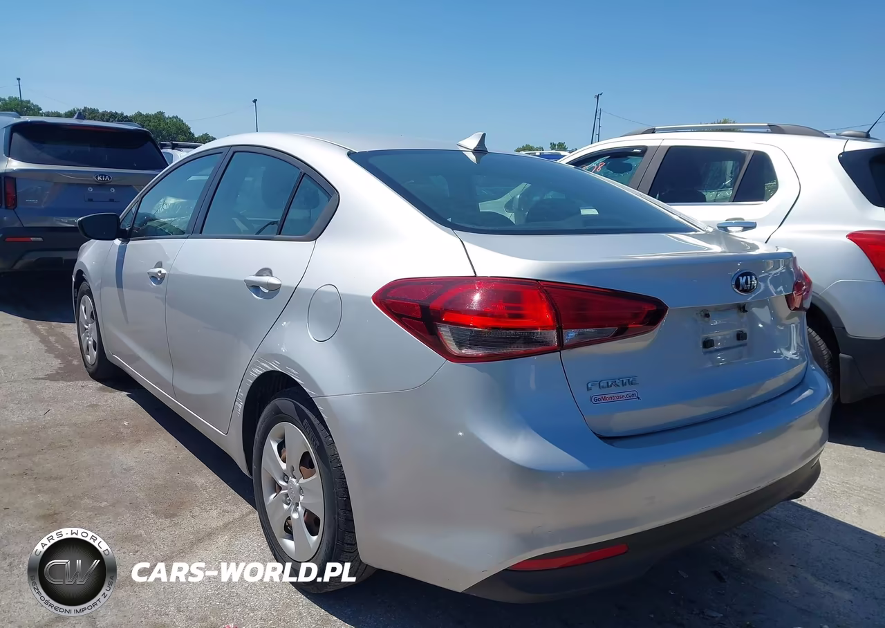 2018 Kia Forte Lx VIN:3KPFK4A72JE226377 - 3
