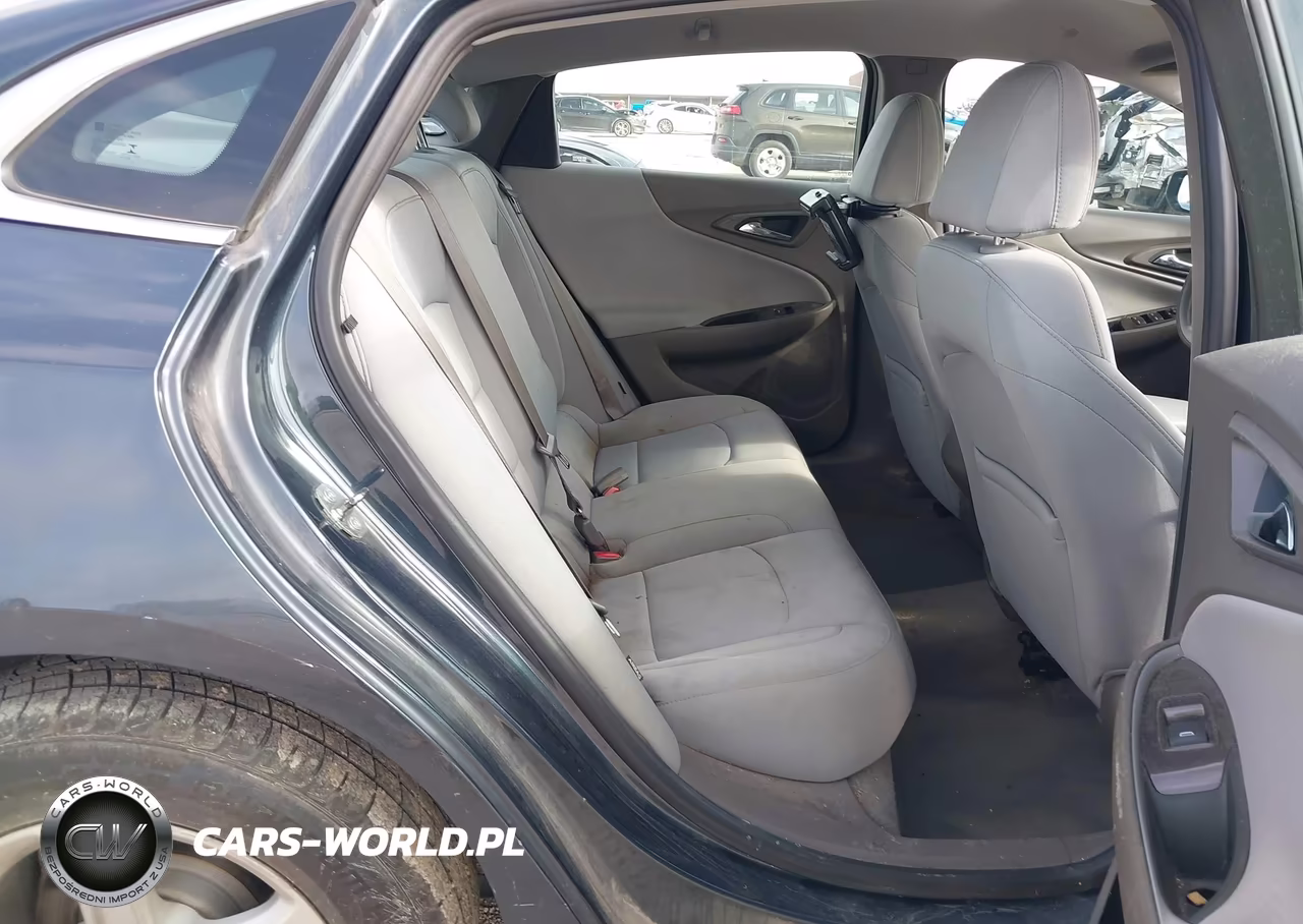 2019 Chevrolet Malibu 1Ls VIN:1G1ZB5ST3KF228041 - 8