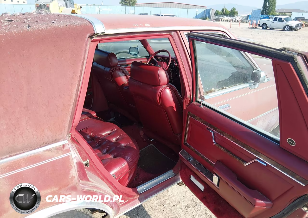 1983 Chrysler New Yorker Fifth Avenue VIN:2C3BF66P7DR245201 - 8