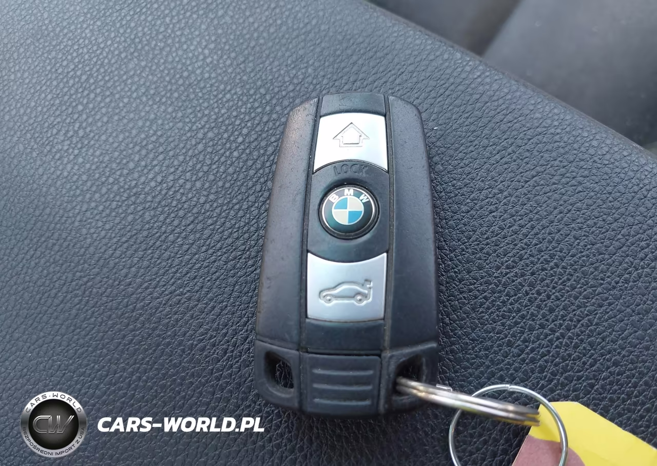 2009 BMW 128I VIN:WBAUP93529VF48218 - 11