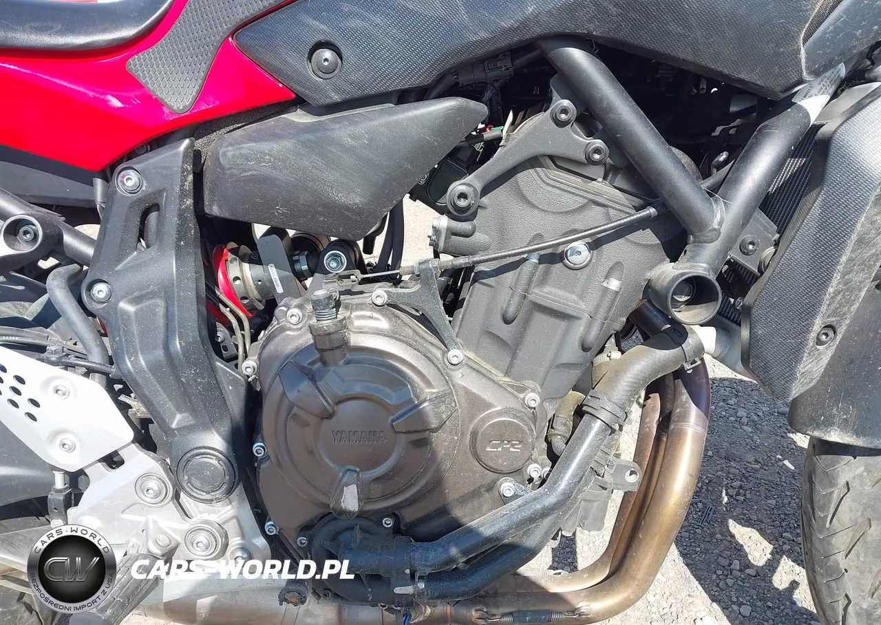 2017 Yamaha Fz07A VIN:JYARM20E1HA000562 - 8