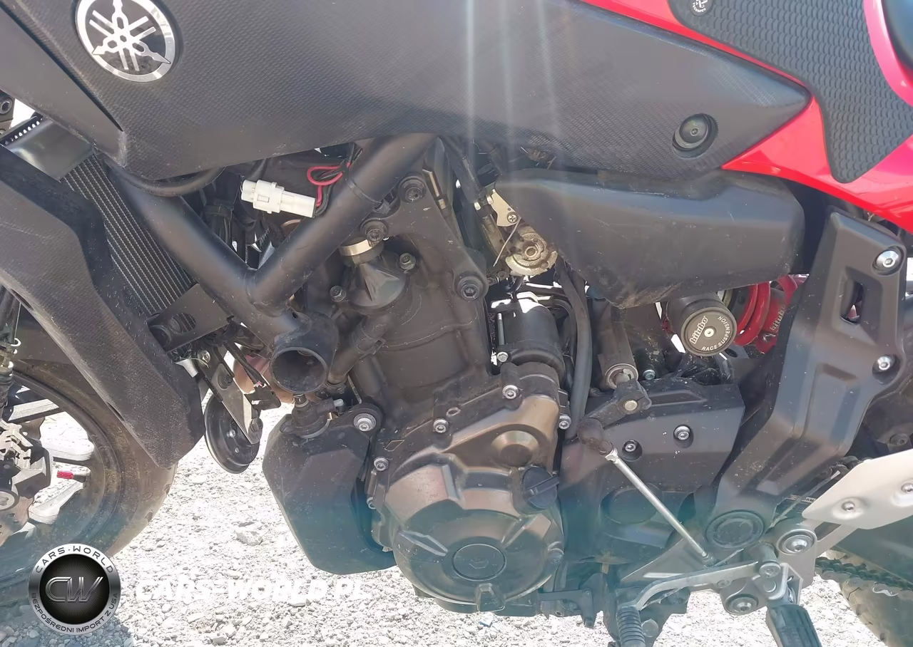 2017 Yamaha Fz07A VIN:JYARM20E1HA000562 - 9