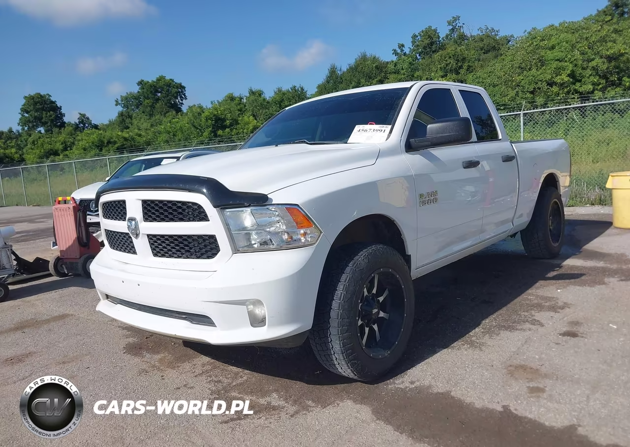 2018 Ram 1500 Express 4X4 6'4 Box VIN:1C6RR7FG1JS302095 - 2
