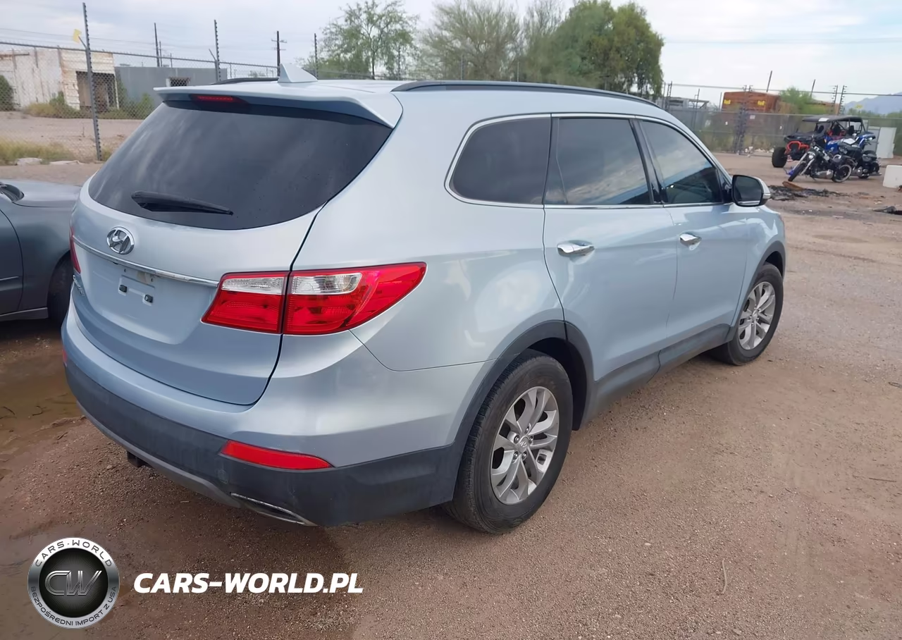 2013 Hyundai Santa Fe Gls VIN:KM8SN4HF0DU027834 - 4