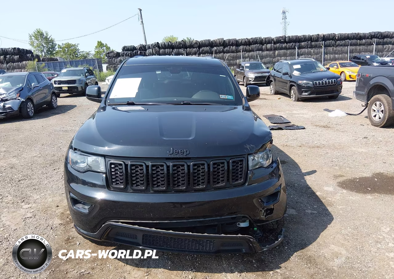 2019 Jeep Grand Cherokee Altitude 4X4 VIN:1C4RJFAG3KC565752 - 12