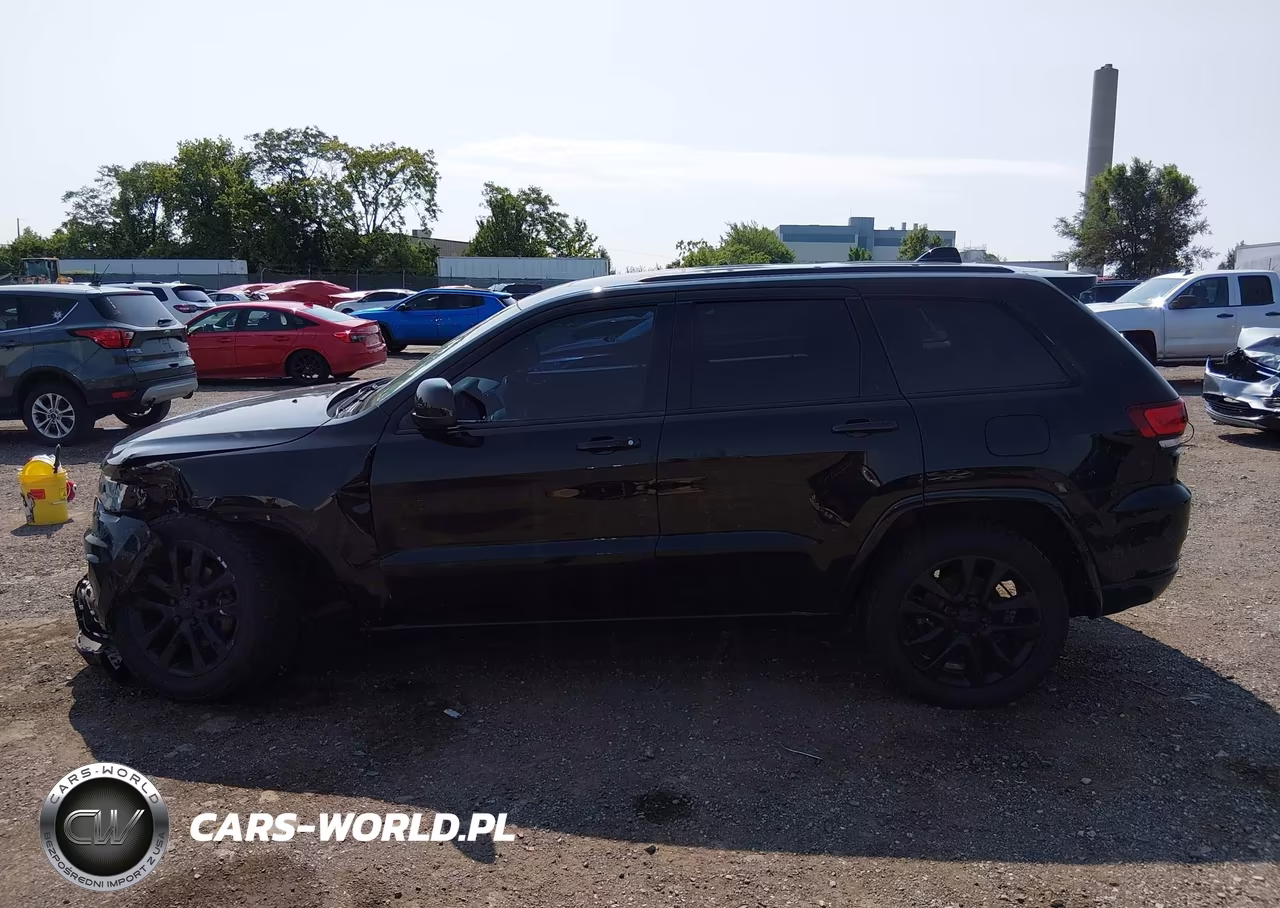 2019 Jeep Grand Cherokee Altitude 4X4 VIN:1C4RJFAG3KC565752 - 14