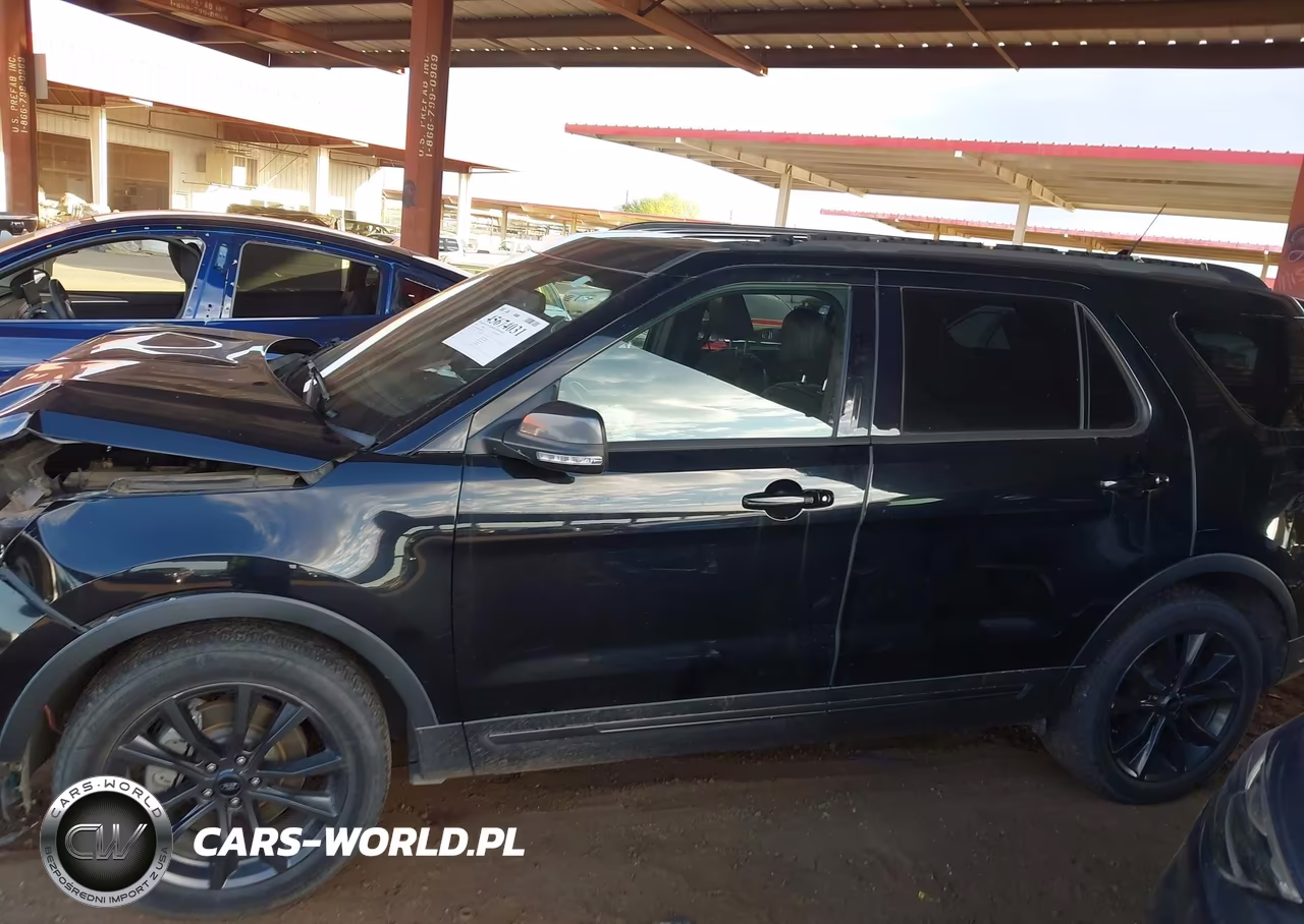 2018 Ford Explorer Xlt VIN:1FM5K7D84JGA80710 - 14