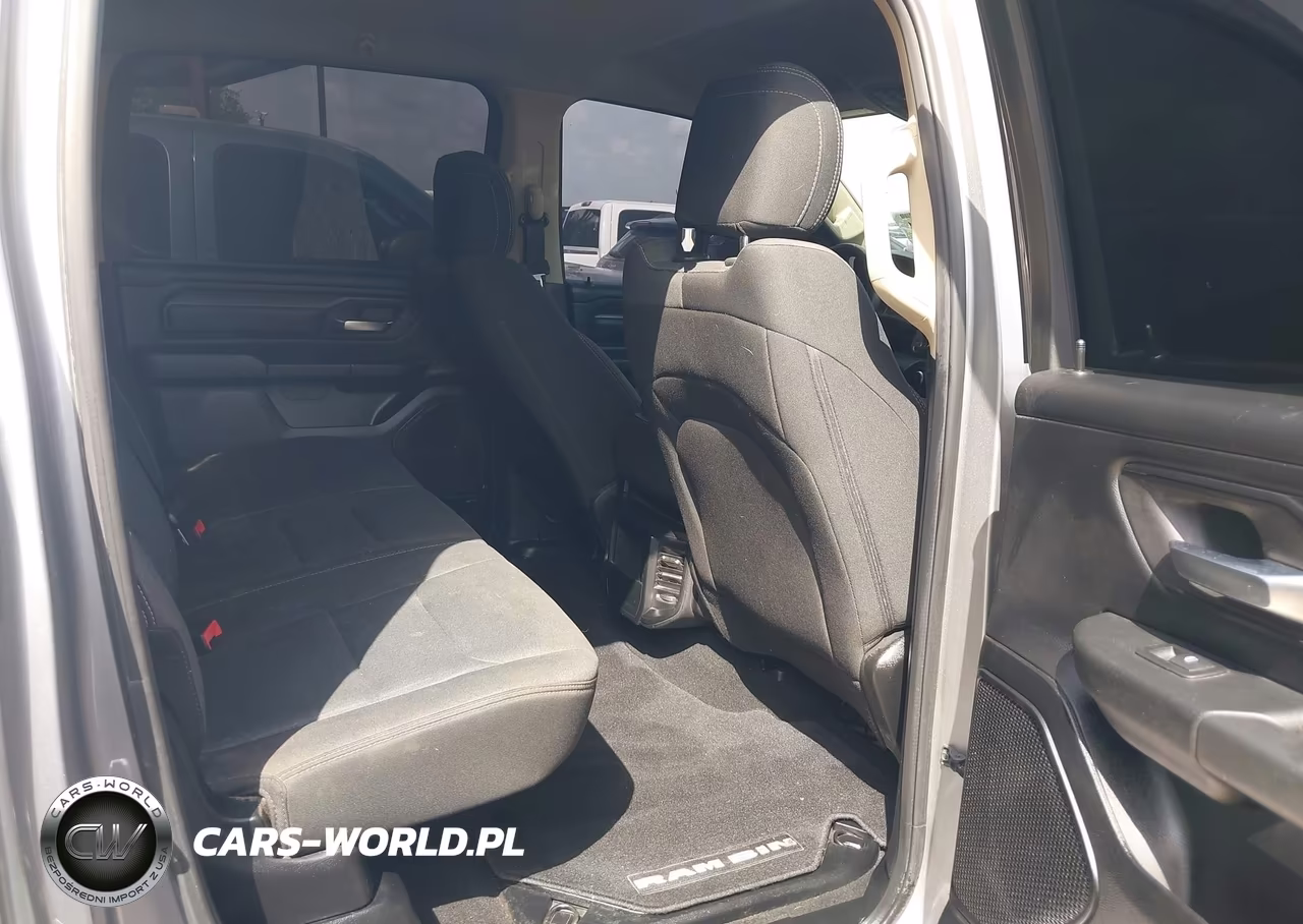 2019 Ram 1500 Tradesman 4X4 5'7 Box VIN:1C6SRFGT3KN613986 - 8
