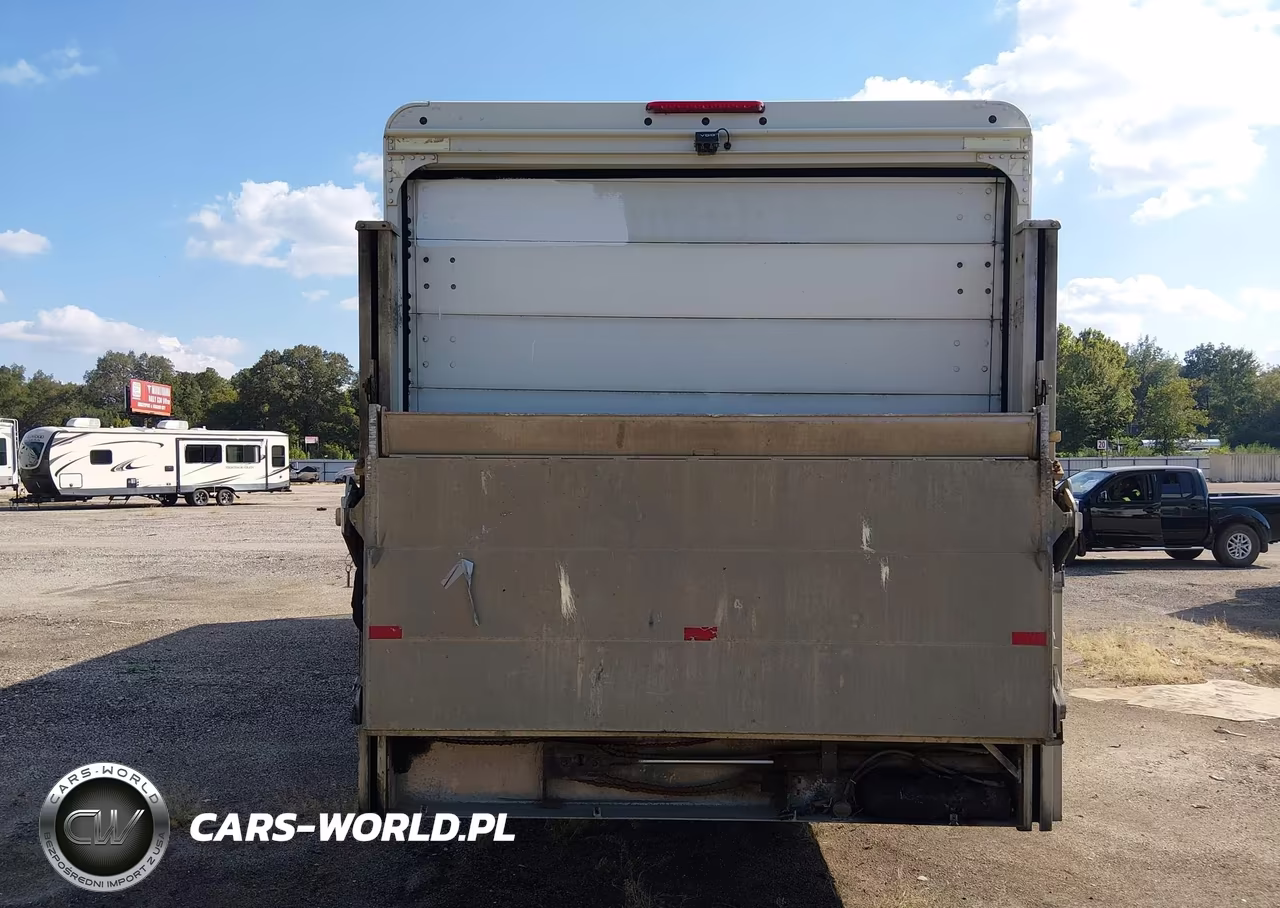 2012 Freightliner Chassis M Line Walk-In Van VIN:4UZAC3DV6CCBE5463 - 16