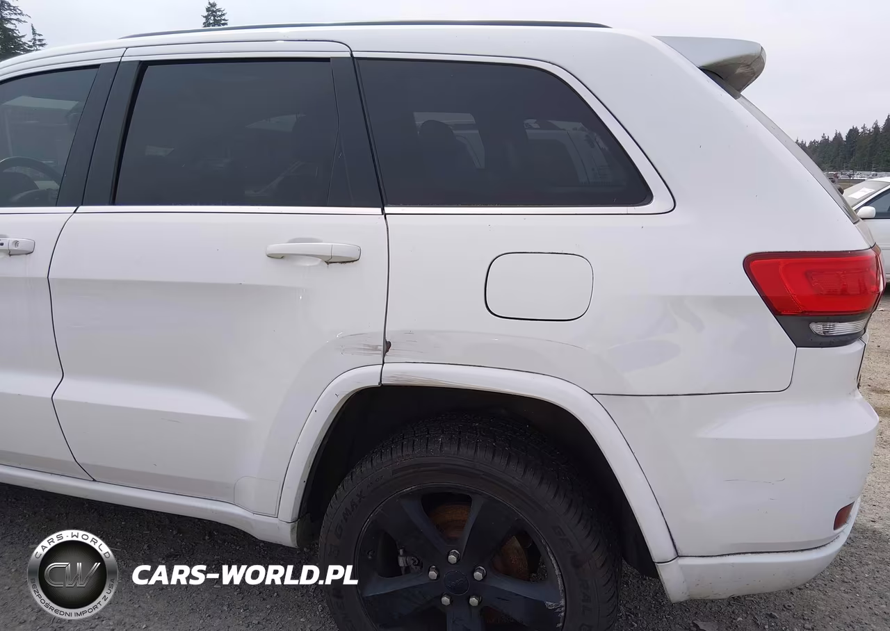 2015 Jeep Grand Cherokee Altitude VIN:1C4RJFAG8FC834947 - 17