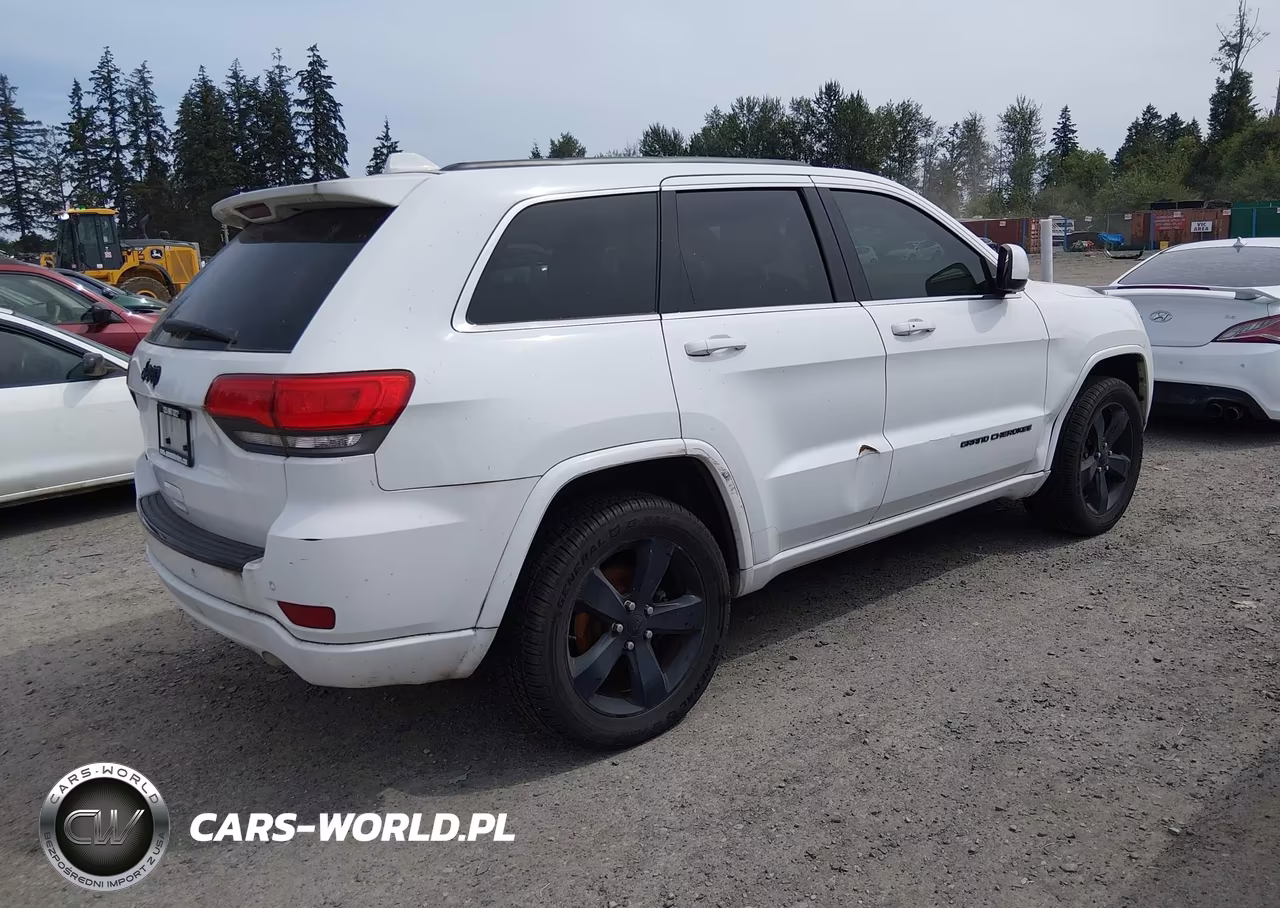 2015 Jeep Grand Cherokee Altitude VIN:1C4RJFAG8FC834947 - 4