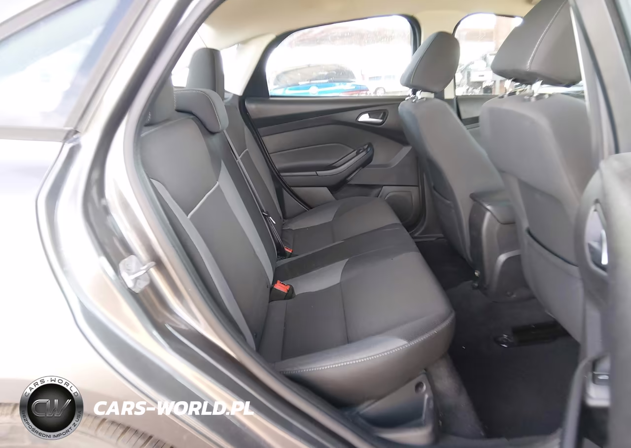 2014 Ford Focus Se VIN:1FADP3F26EL105130 - 8