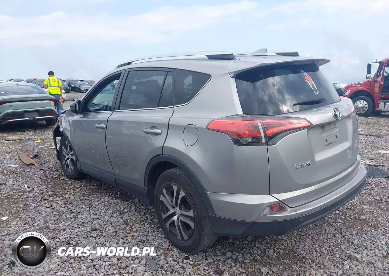 2016 Toyota Rav4 Le VIN:2T3BFREV5GW485161 - 3