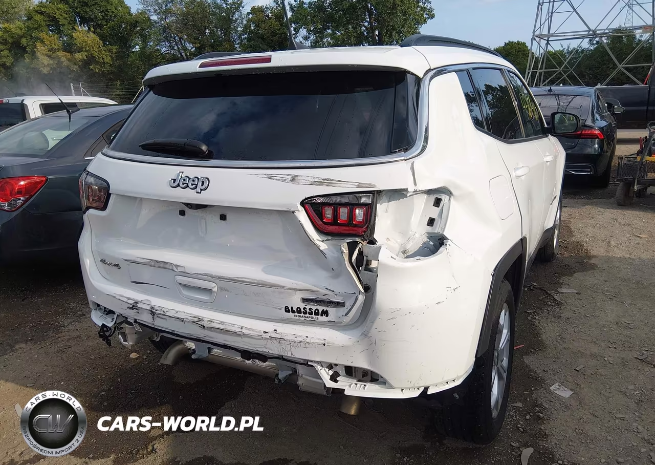 2025 Jeep Compass Latitude 4X4 VIN:3C4NJDBN4ST548981 - 6
