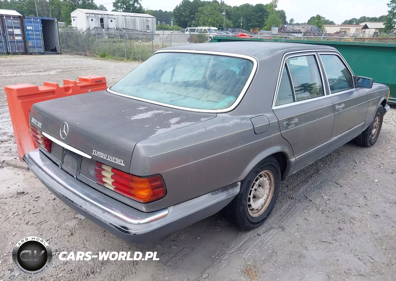 1984 Mercedes-Benz 300 Sd VIN:WDBCB20A7EA065262 - 4