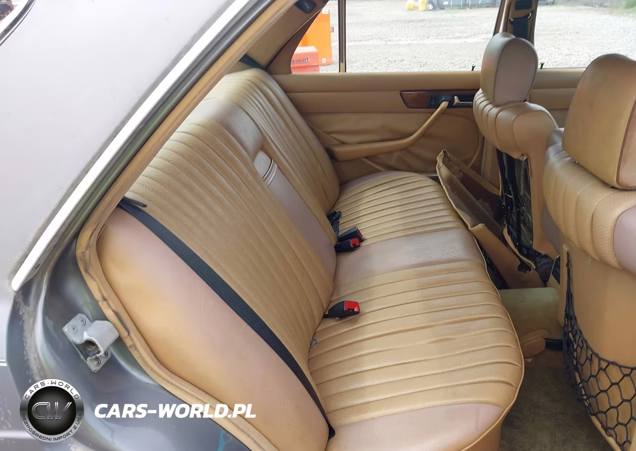 1984 Mercedes-Benz 300 Sd VIN:WDBCB20A7EA065262 - 8
