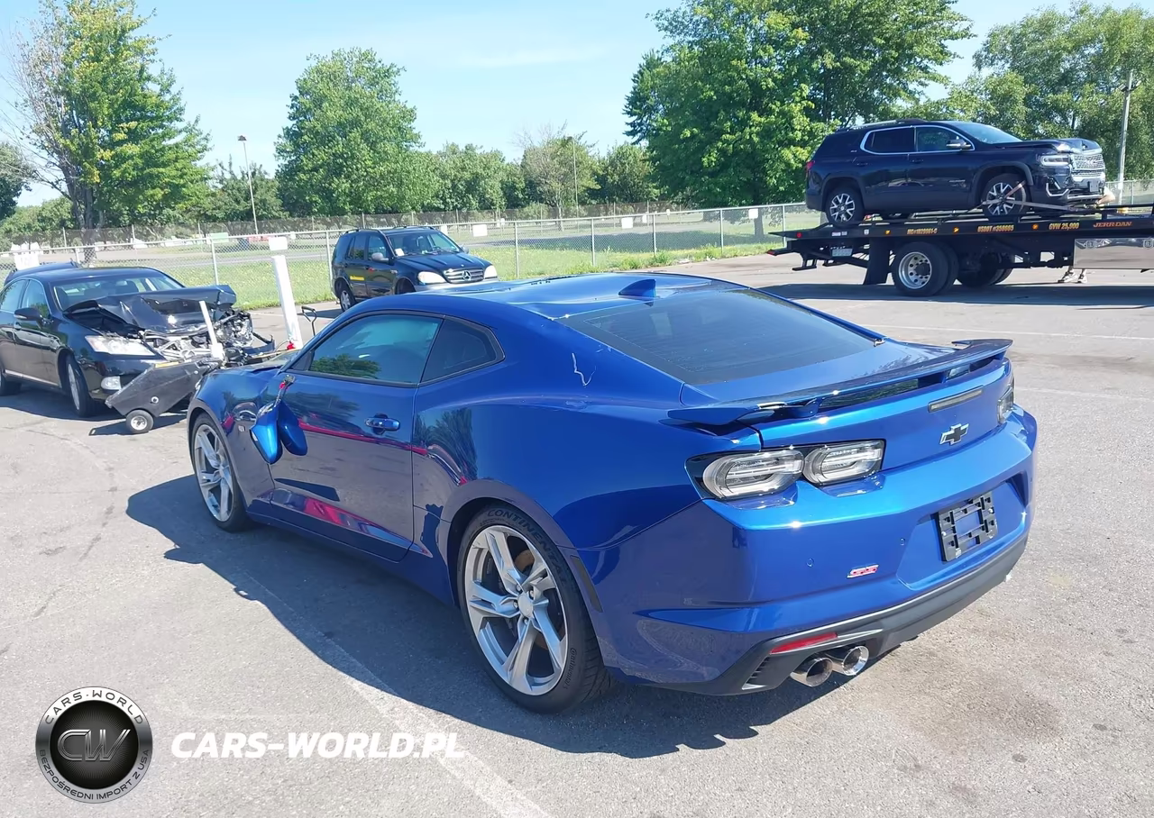 2019 Chevrolet Camaro 2Ss VIN:1G1FH1R75K0117092 - 3