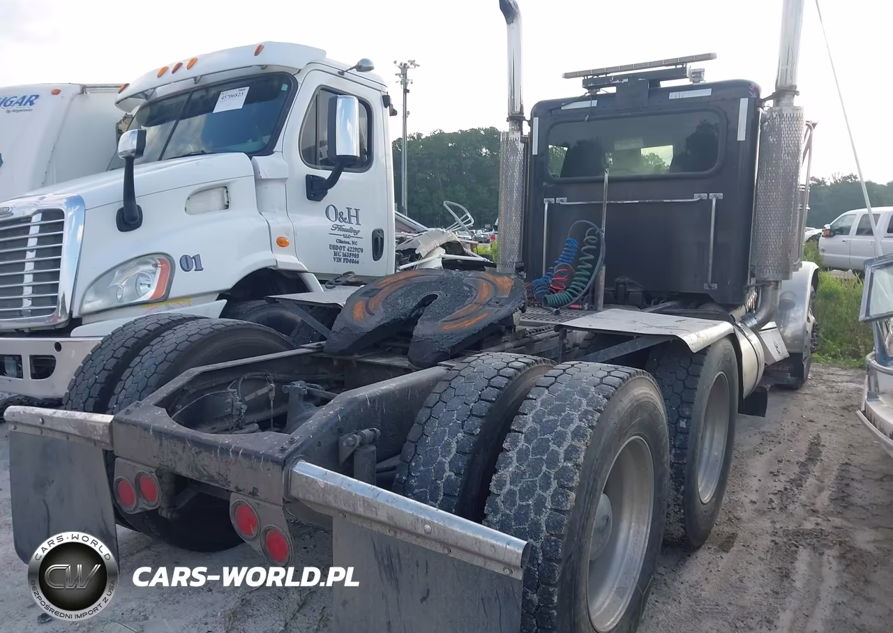 2007 Peterbilt 379 VIN:1XP5DU9X57N736011 - 4