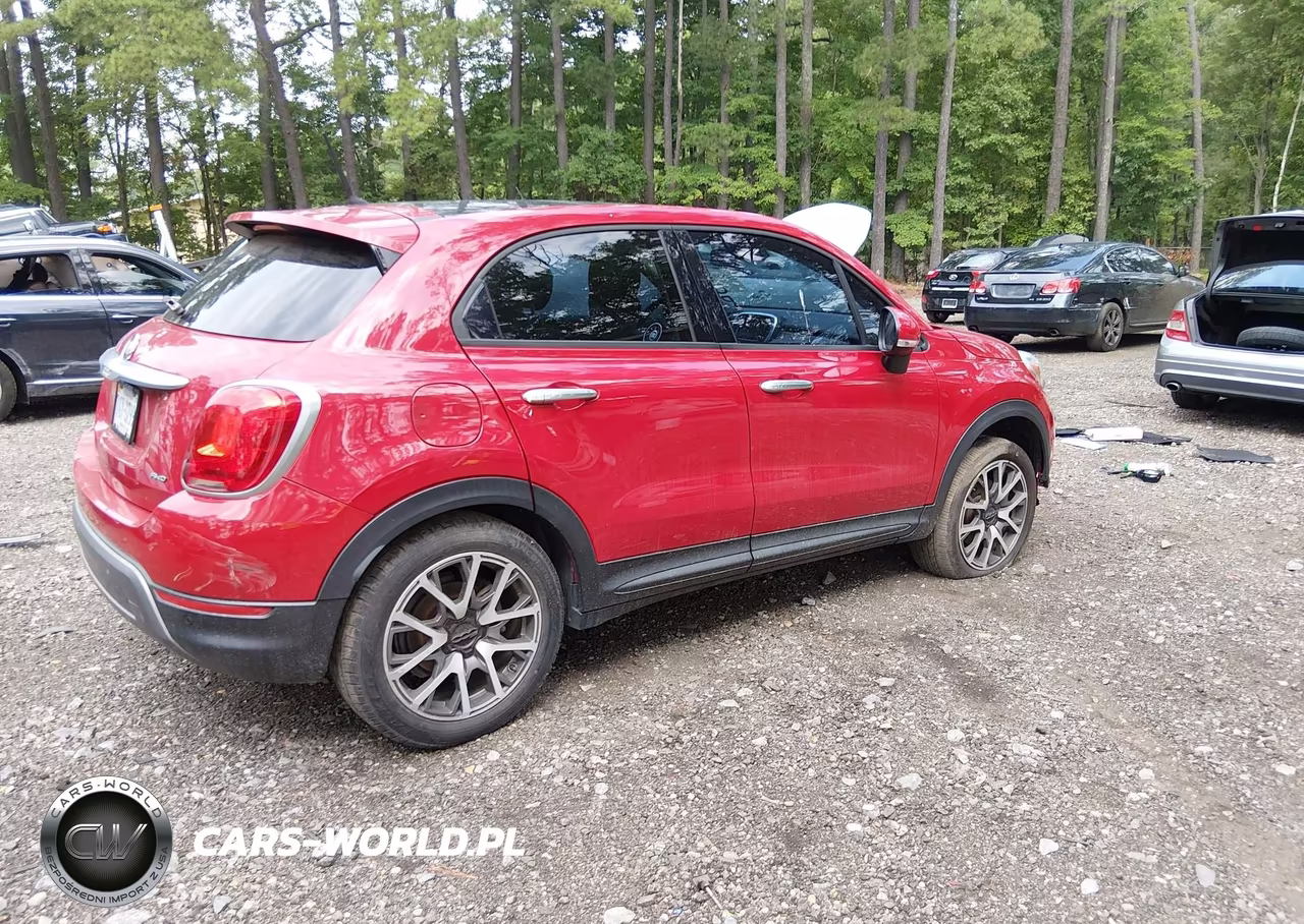2016 Fiat 500X Trekking Plus VIN:ZFBCFYET1GP415460 - 4