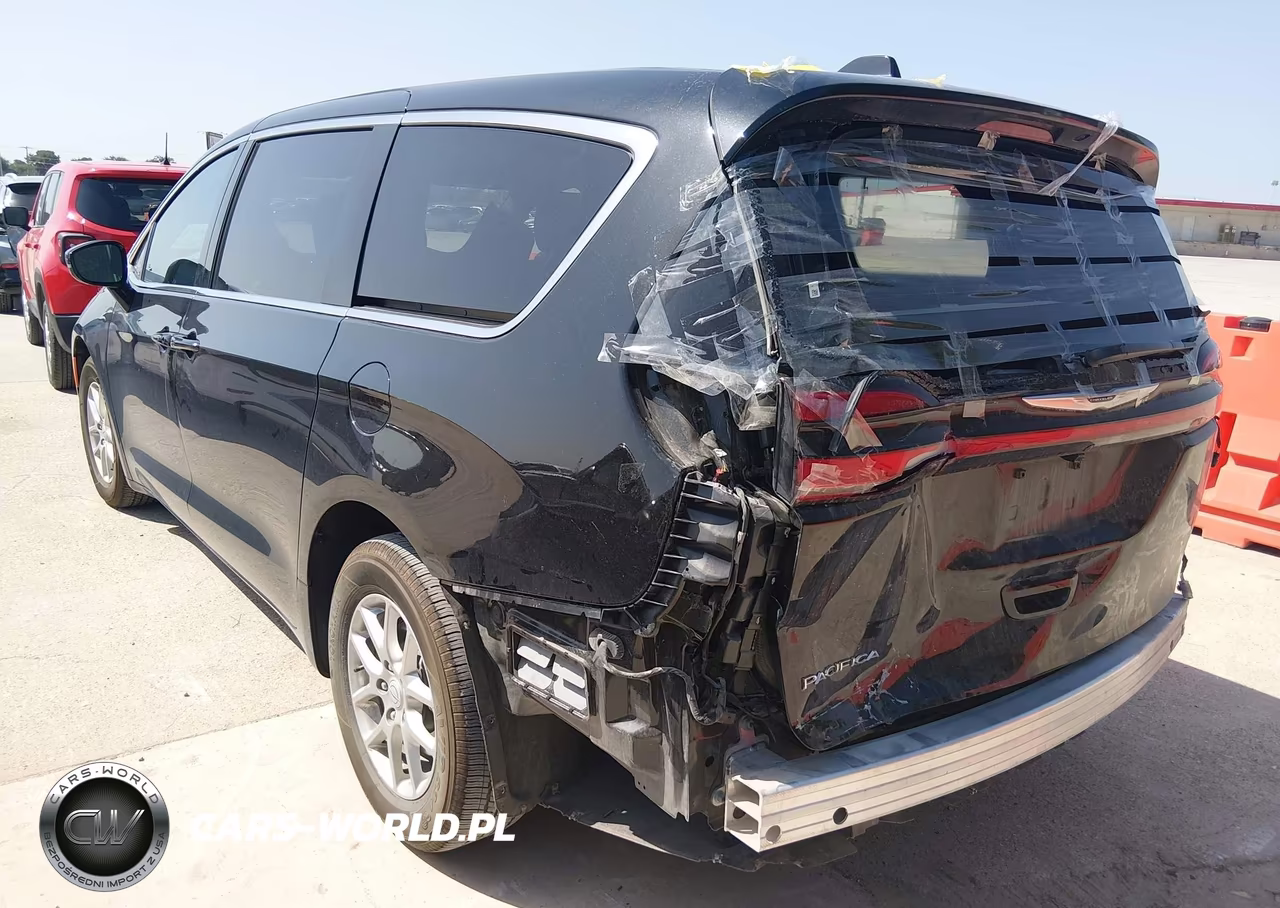 2026 Chrysler Pacifica Select VIN:2C4RC1BG1TR186933 - 3
