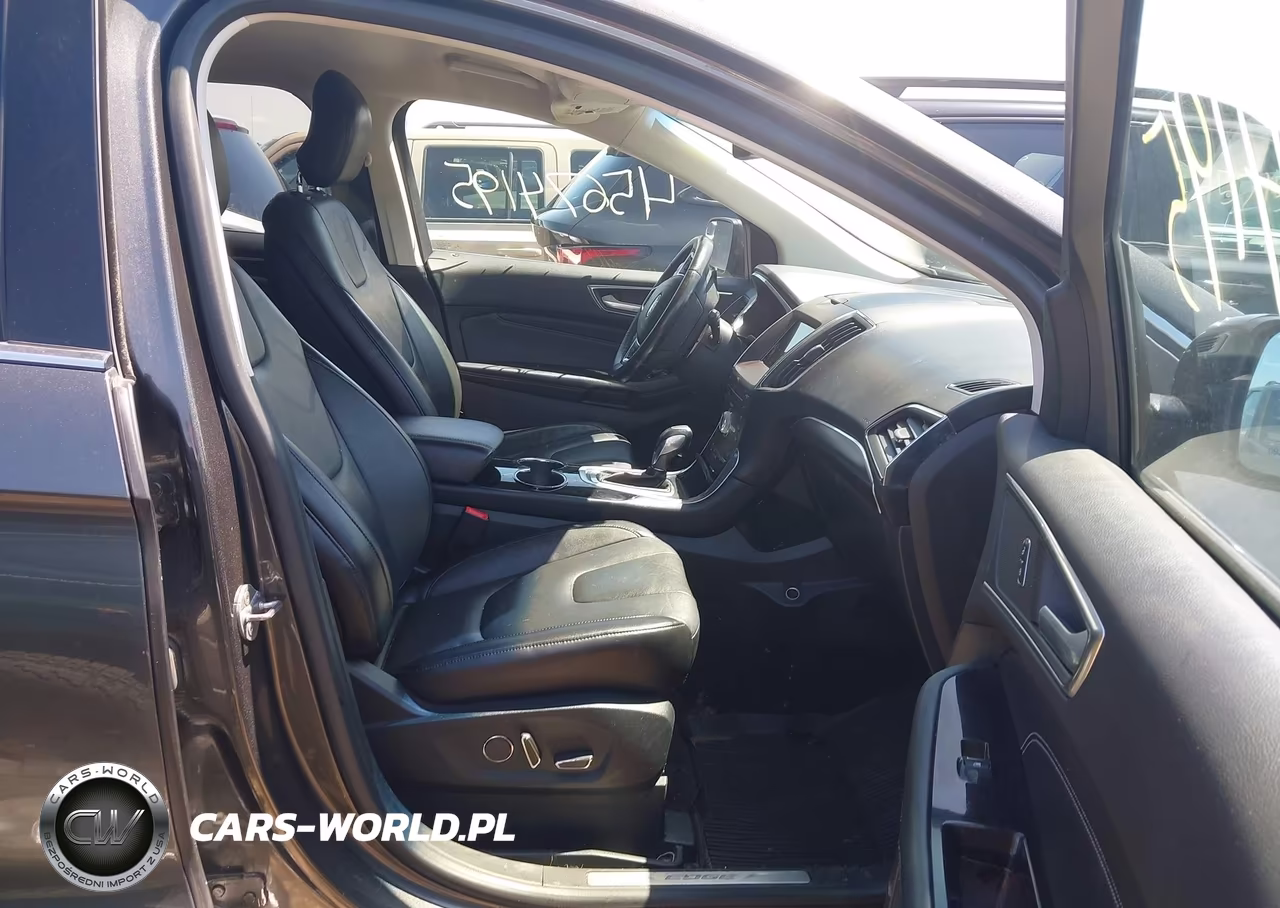 2018 Ford Edge Titanium VIN:2FMPK4K9XJBB23845 - 5