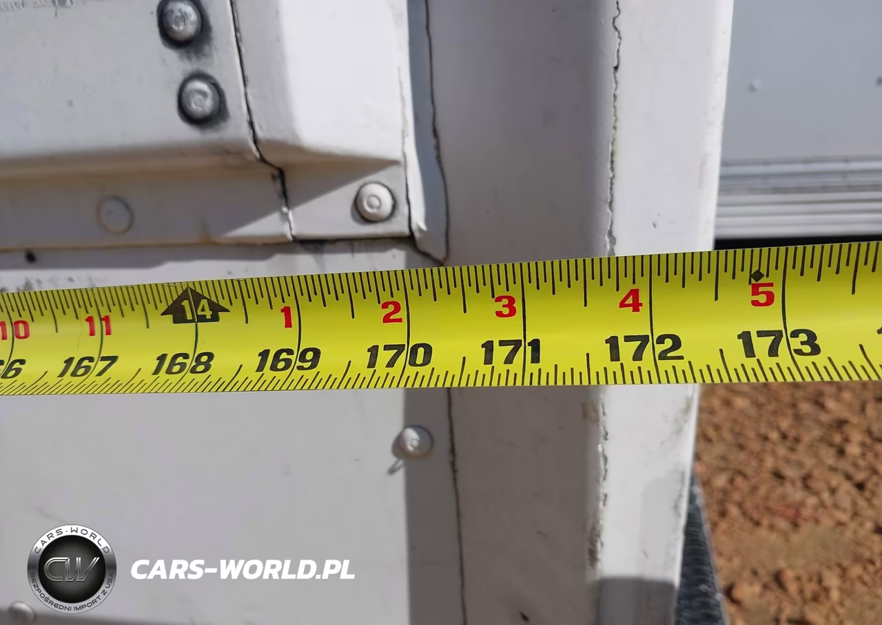1996 Freightliner Chassis M Line Walk-In Van VIN:4UZA4FF47TC781586 - 11