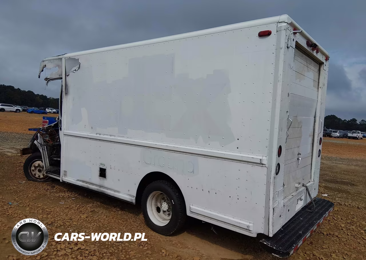 1996 Freightliner Chassis M Line Walk-In Van VIN:4UZA4FF47TC781586 - 3