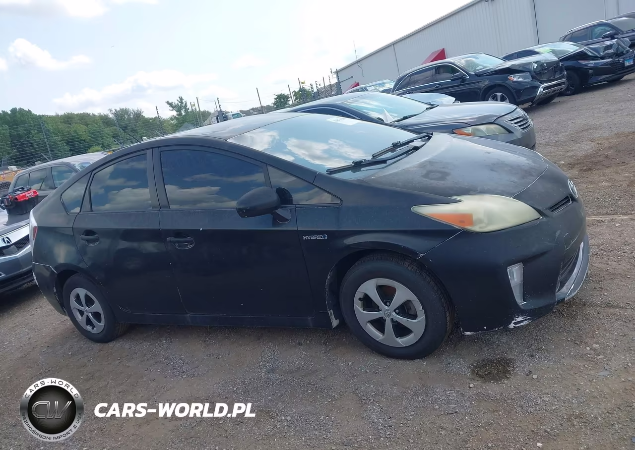 2012 Toyota Prius Two VIN:JTDKN3DU0C5380053 - 13