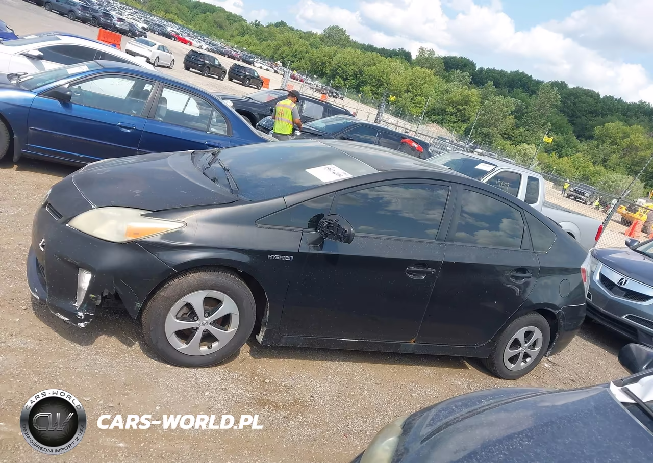 2012 Toyota Prius Two VIN:JTDKN3DU0C5380053 - 14