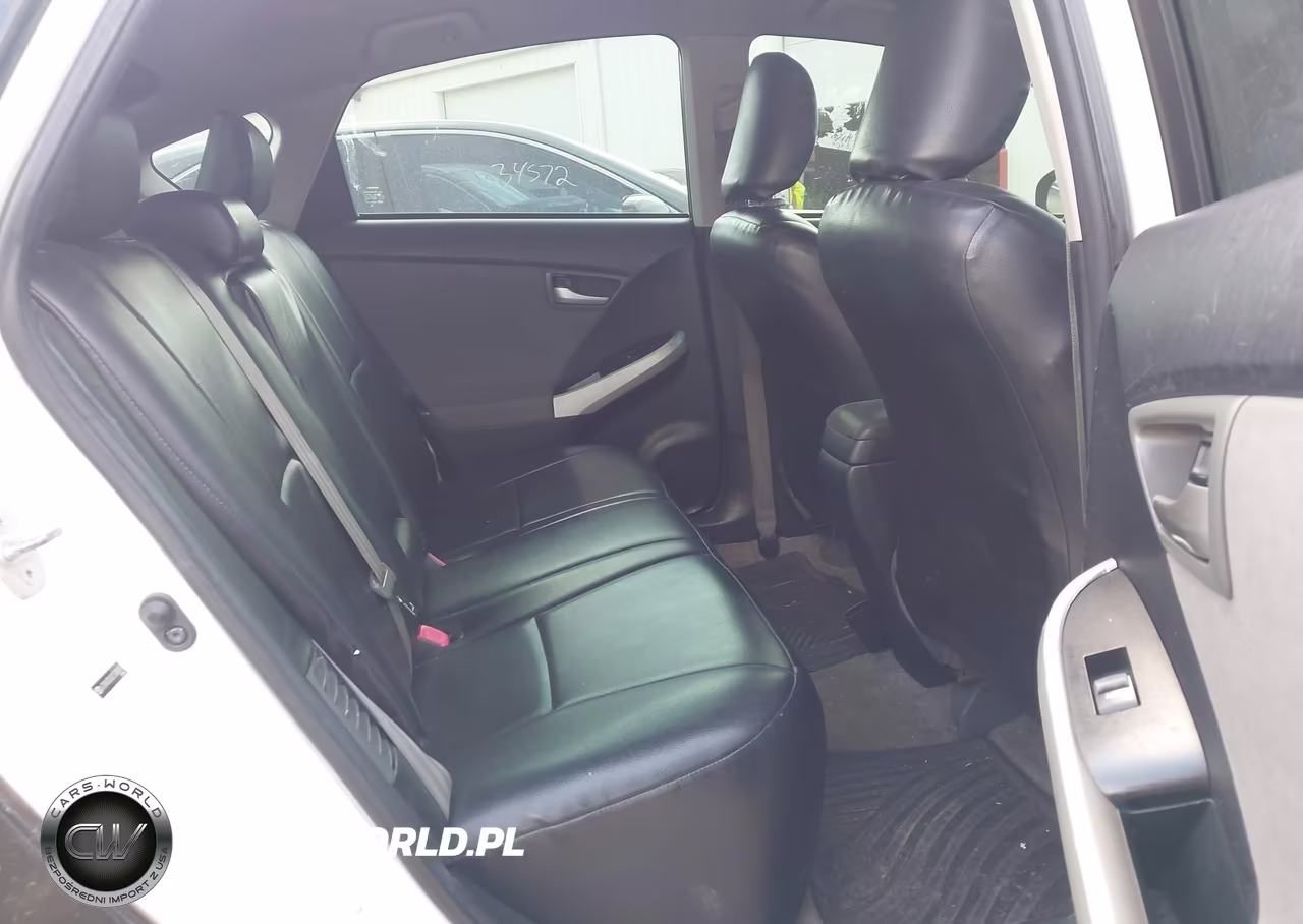 2012 Toyota Prius Two VIN:JTDKN3DU0C5380053 - 8