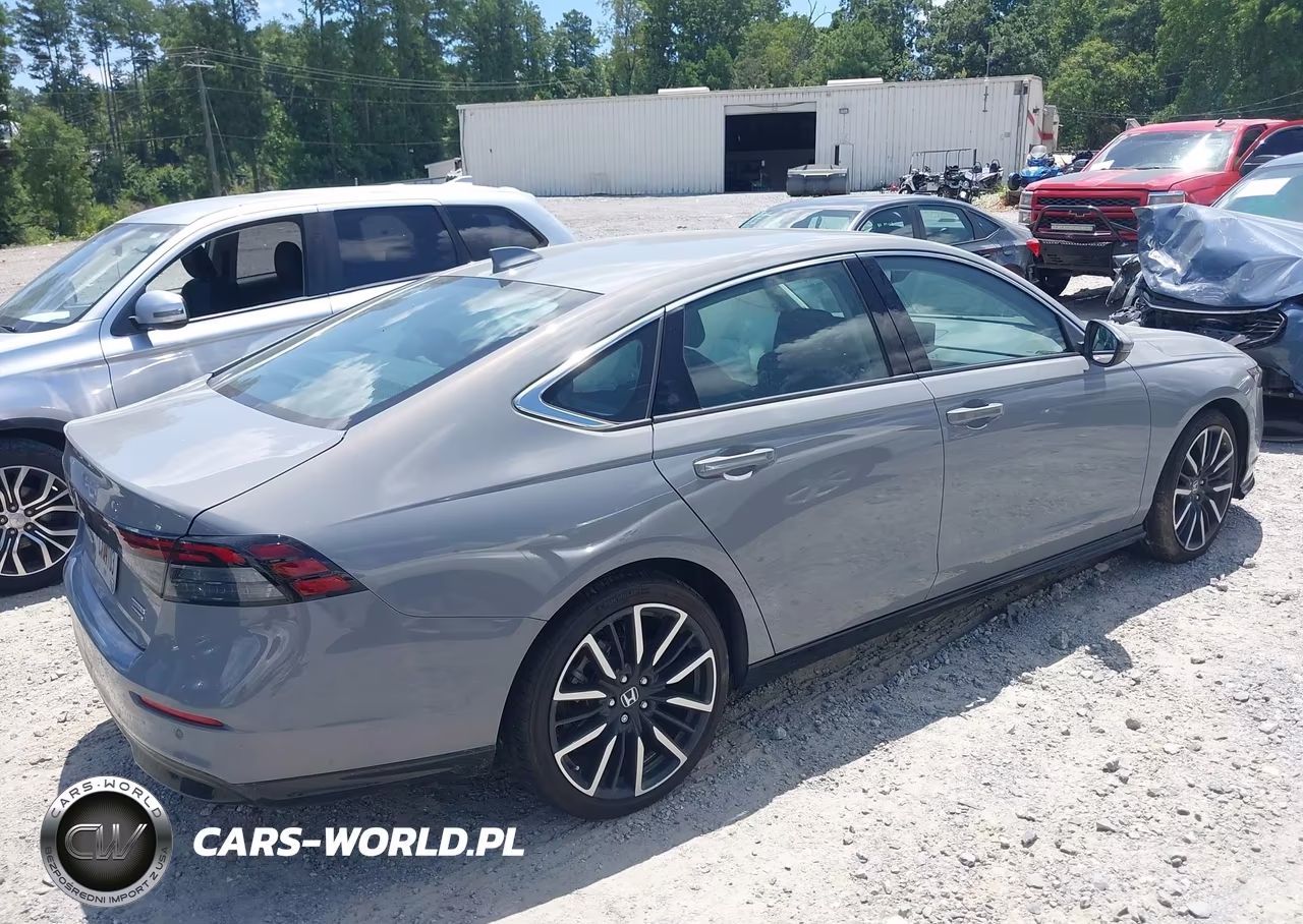 2024 Honda Accord Hybrid Touring VIN:1HGCY2F8XRA065946 - 4