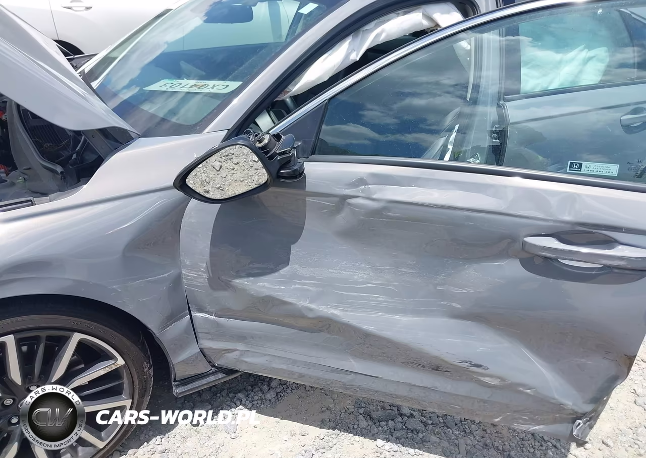 2024 Honda Accord Hybrid Touring VIN:1HGCY2F8XRA065946 - 6