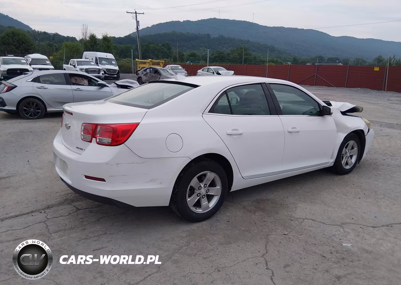 2013 Chevrolet Malibu 1Lt VIN:1G11C5SA5DF200155 - 4