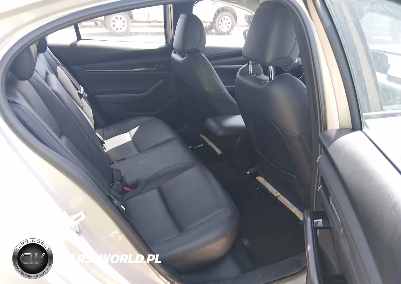 2024 Mazda Mazda3 2.5 S Select Sport VIN:3MZBPABMXRM426439 - 8