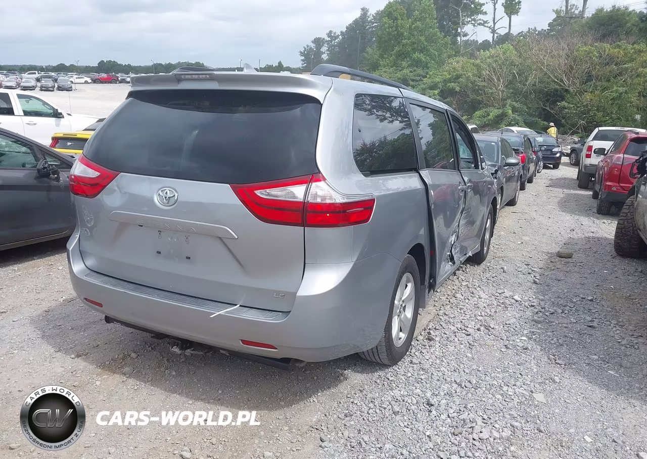 2018 Toyota Sienna Le 8 Passenger VIN:5TDKZ3DC3JS938349 - 4