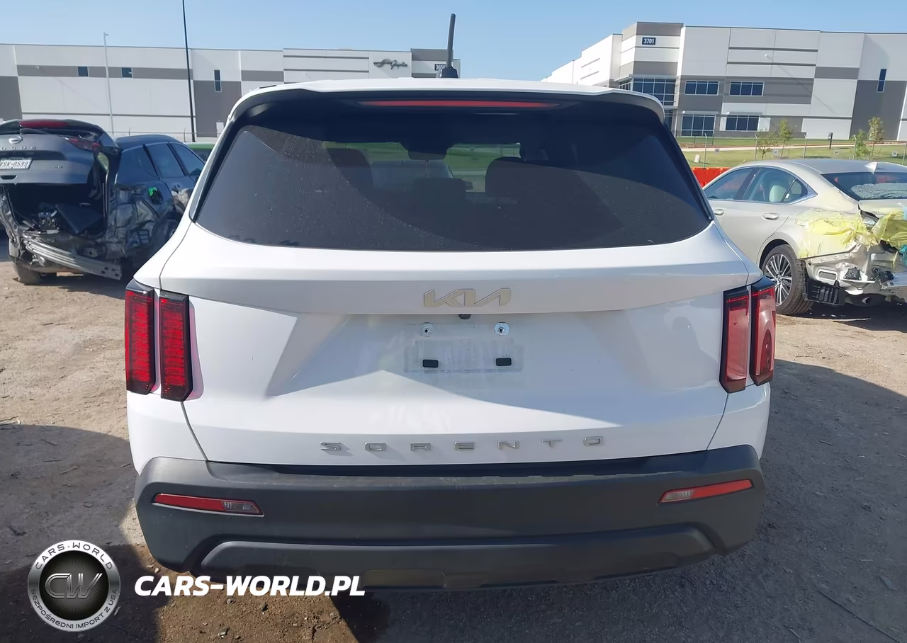 2022 Kia Sorento Lx VIN:5XYRG4LC9NG086314 - 16