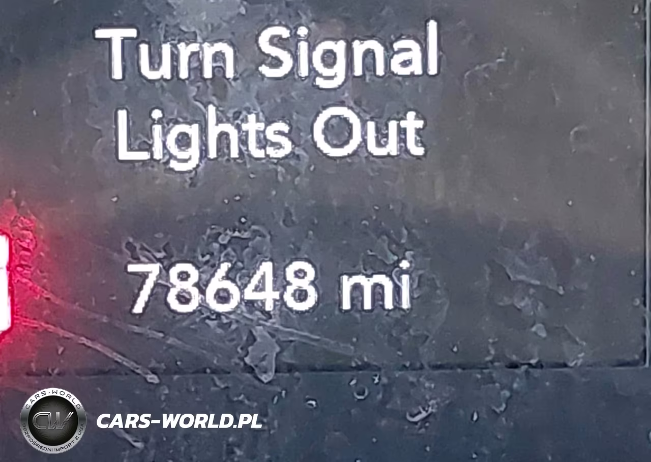2022 Jeep Wrangler Unlimited Willys 4X4 VIN:1C4HJXDG2NW181350 - 15