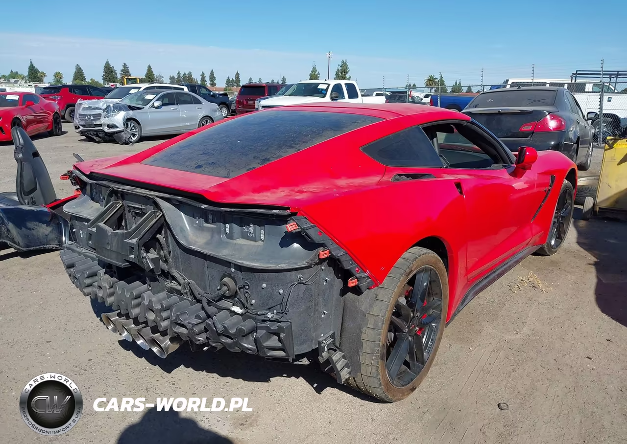 2018 Chevrolet Corvette Stingray VIN:1G1YB2D70J5101570 - 4