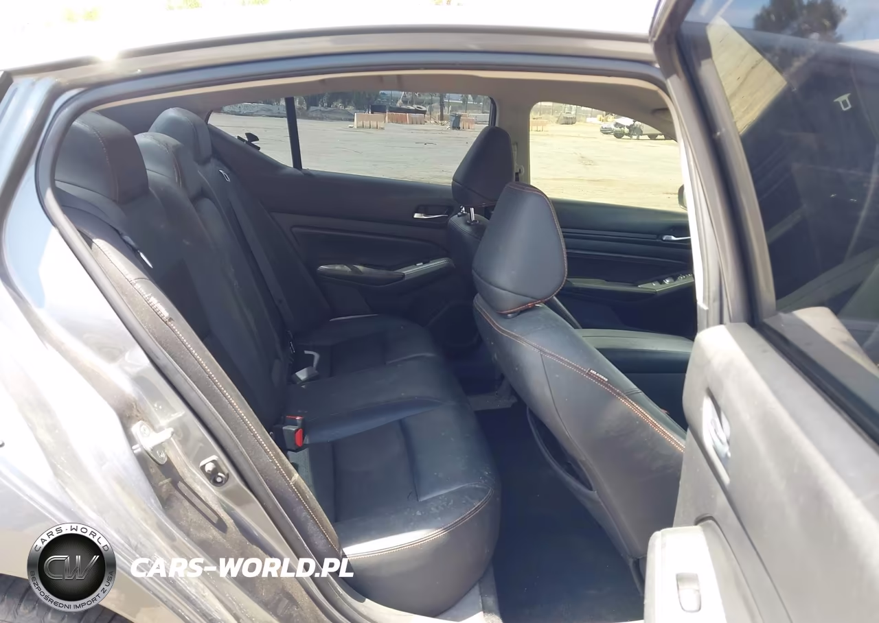 2019 Nissan Altima 2.5 Sr VIN:1N4BL4CV0KC104347 - 8