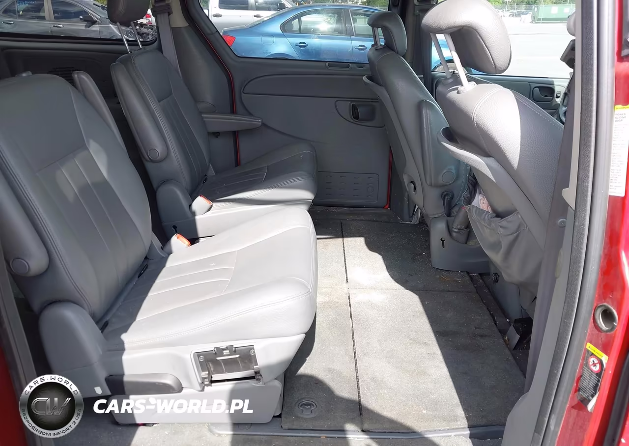 2005 Dodge Caravan Sxt VIN:2D8GP44L35R201251 - 8