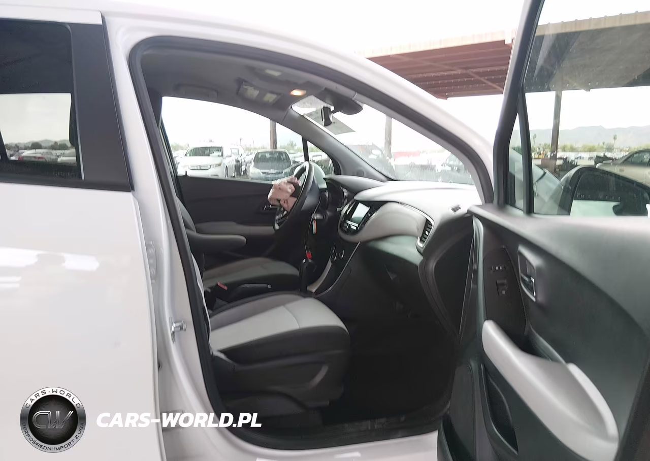 2021 Chevrolet Trax Fwd Ls VIN:KL7CJKSB3MB305908 - 5