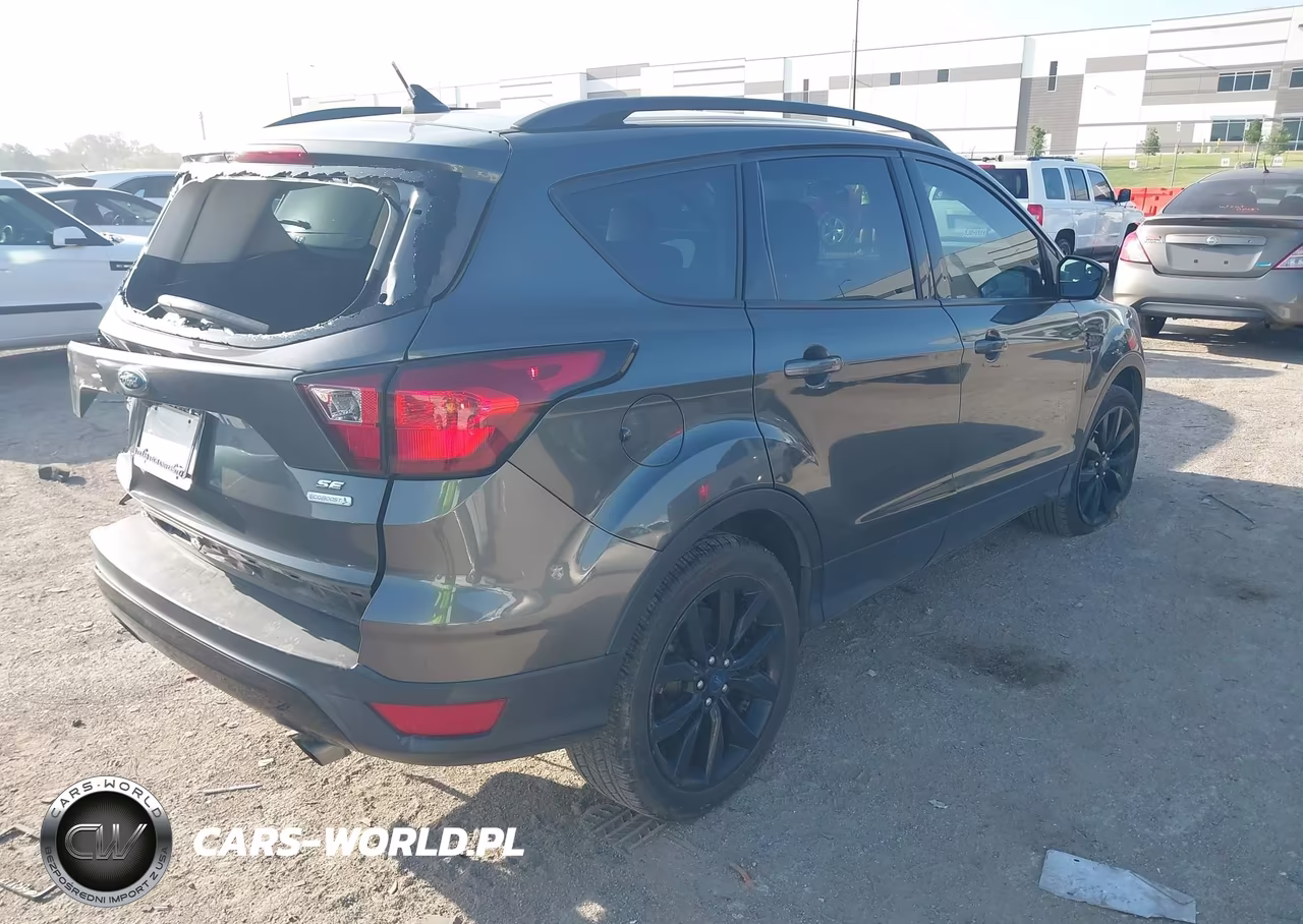 2019 Ford Escape Se VIN:1FMCU0GD7KUC52197 - 4