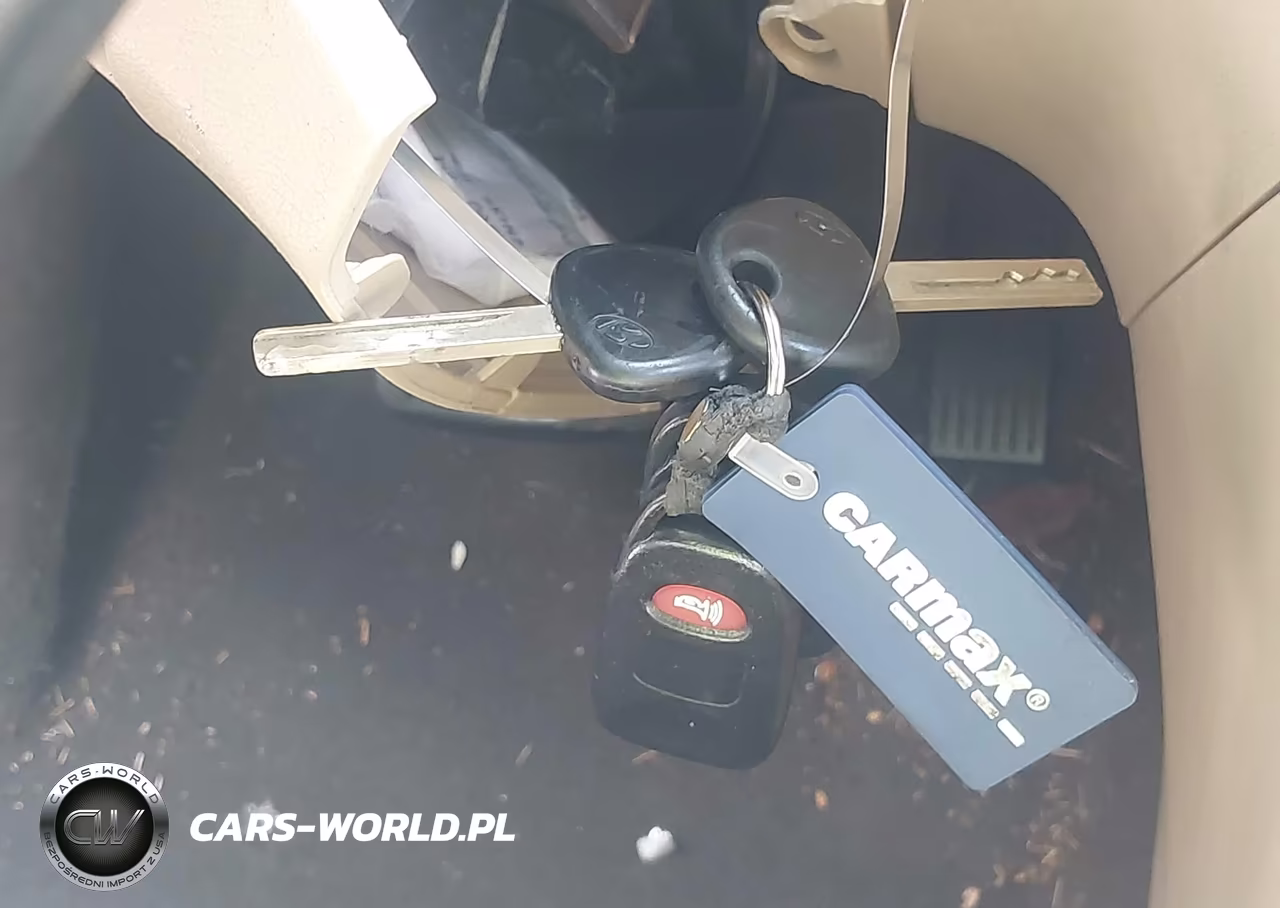 2014 Hyundai Accent Gls VIN:KMHCU4AE3EU738048 - 11