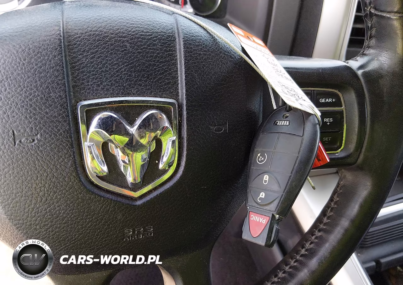 2016 Ram 1500 Big Horn VIN:3C6RR7LT8GG136353 - 11