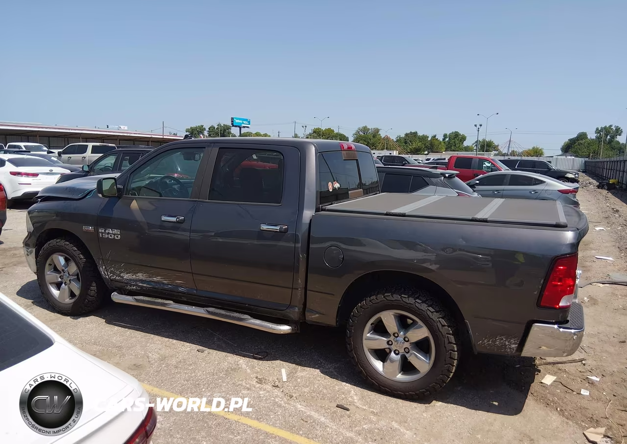 2016 Ram 1500 Big Horn VIN:3C6RR7LT8GG136353 - 15