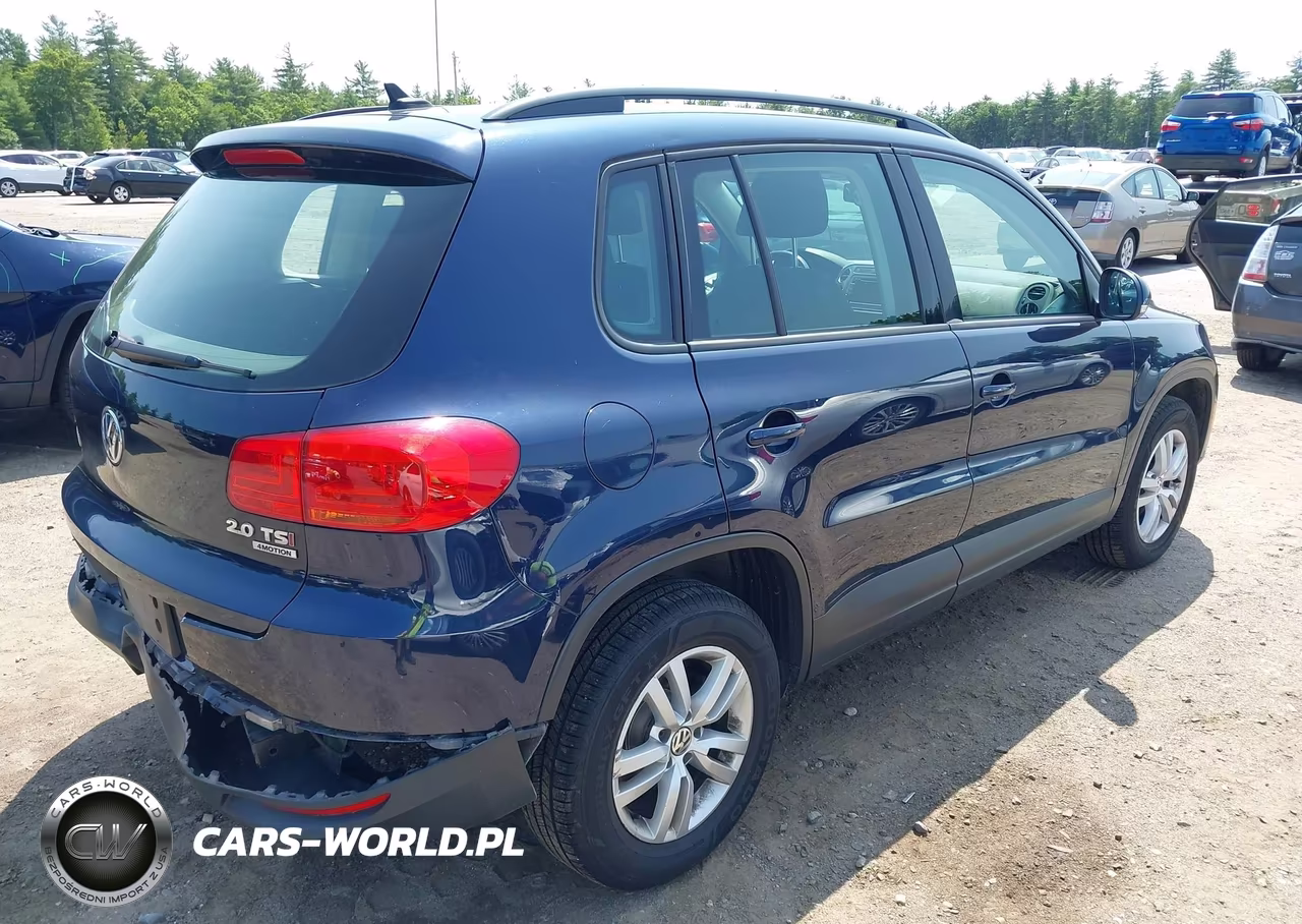 2015 Volkswagen Tiguan S VIN:WVGBV7AX2FW585891 - 4