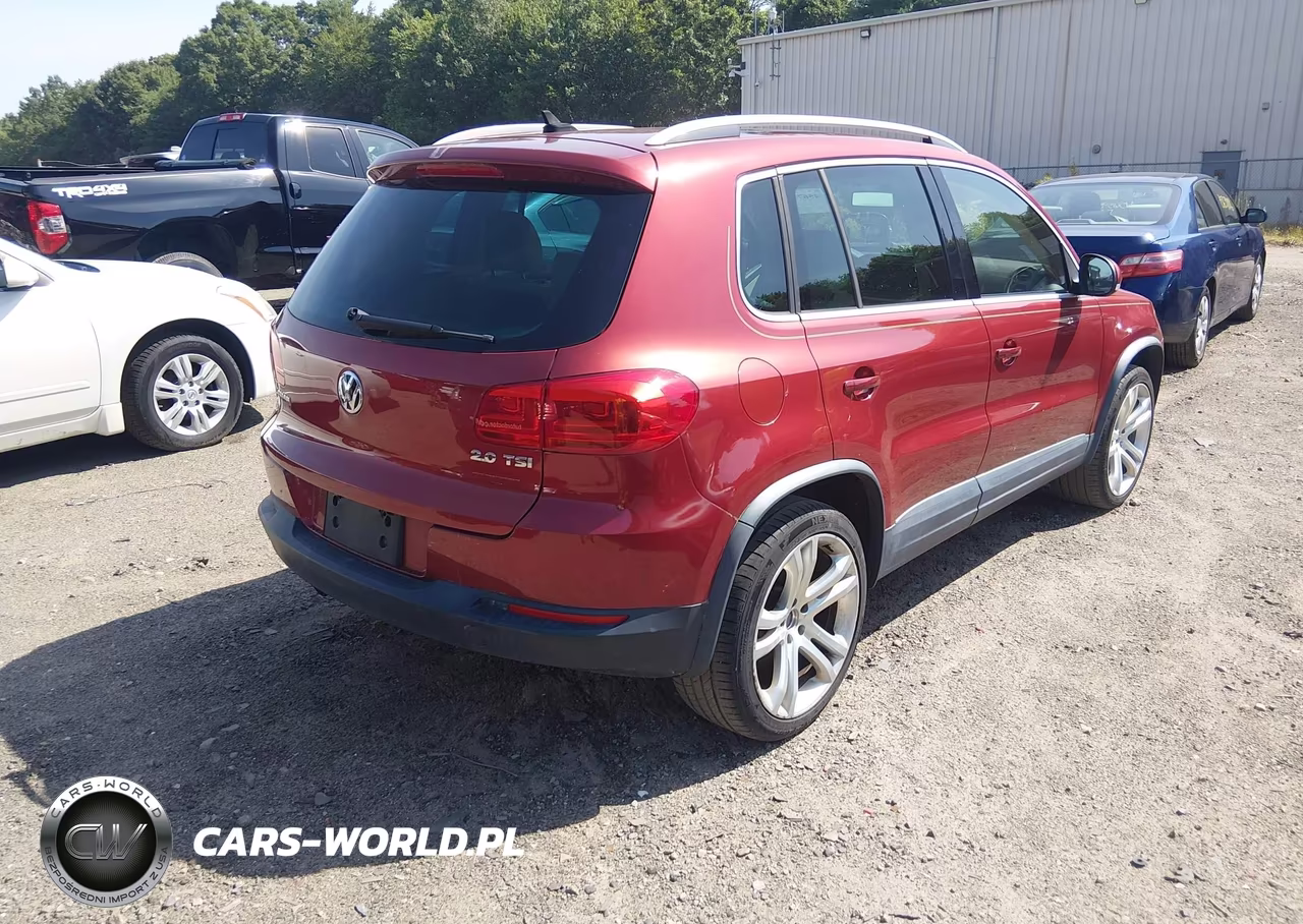 2013 Volkswagen Tiguan Sel VIN:WVGAV7AX2DW029170 - 4