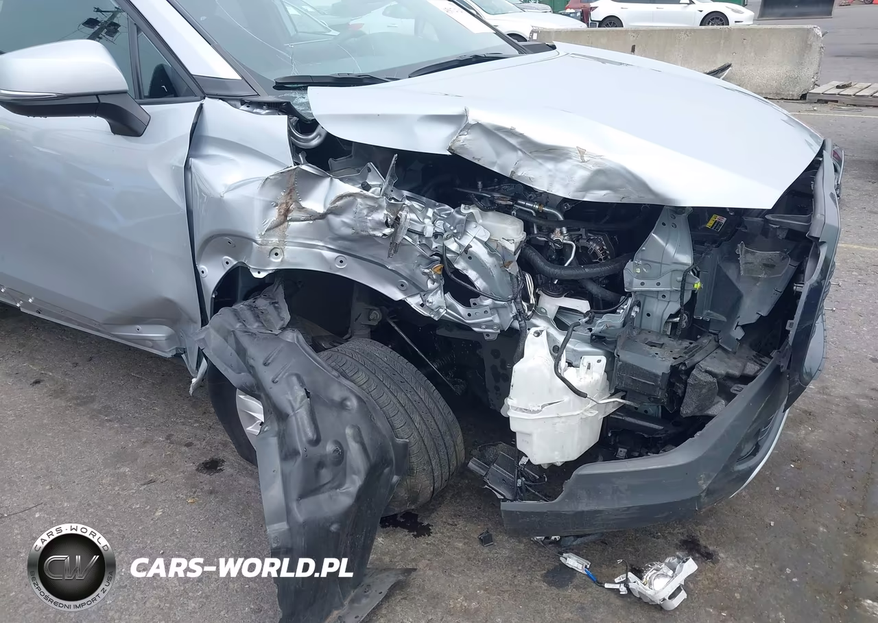 2022 Toyota Corolla Cross Le VIN:7MUBAABG7NV011660 - 6