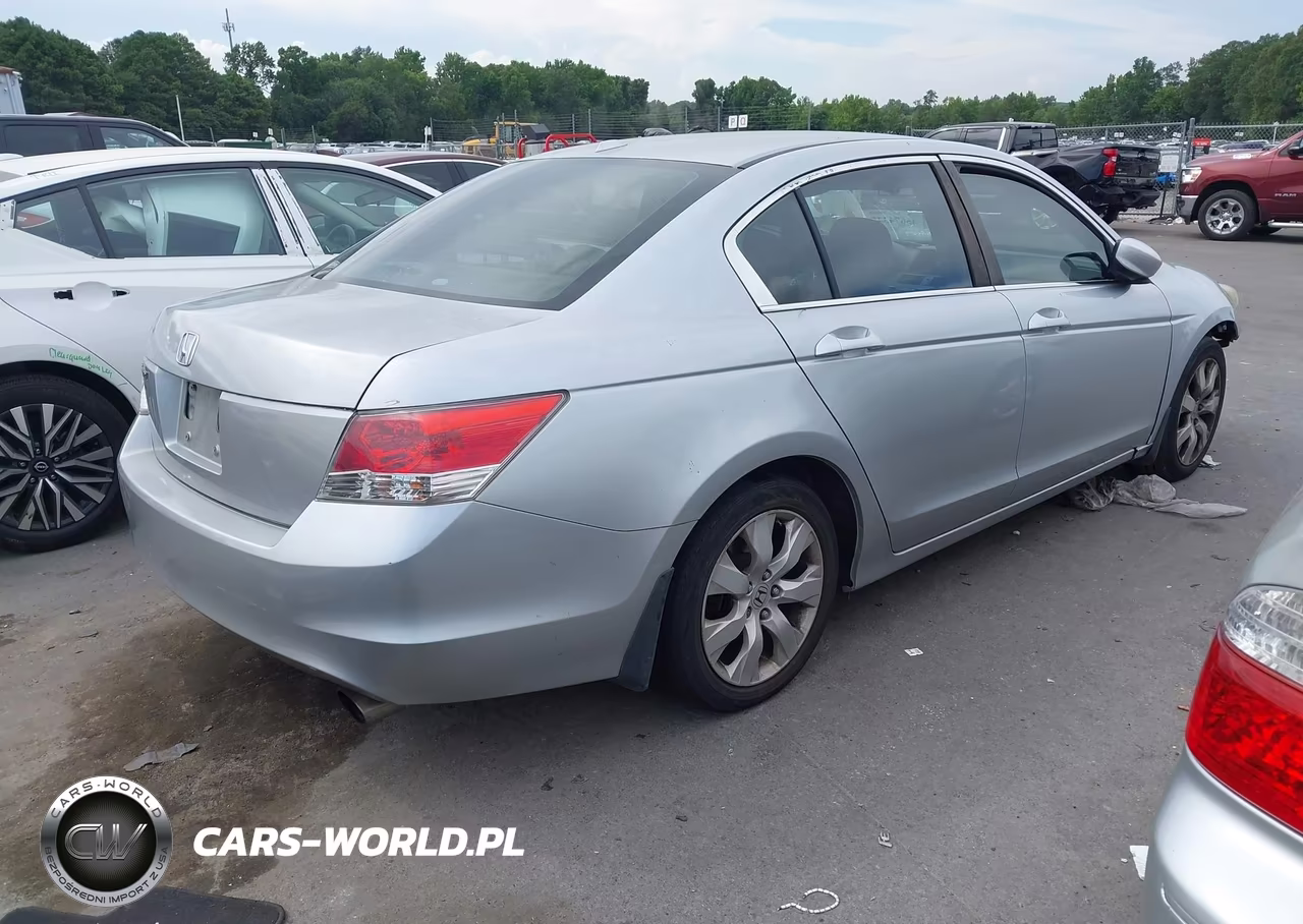 2010 Honda Accord 2.4 Ex-L VIN:1HGCP2F86AA143792 - 4